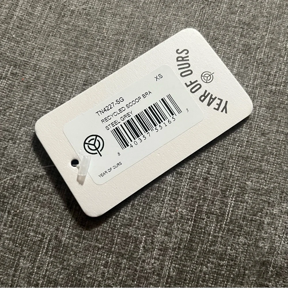 Year of Ours Recycled Scoop Bra in Steel Gray NWT Sports Bra Size XS - Picture 5 of 10